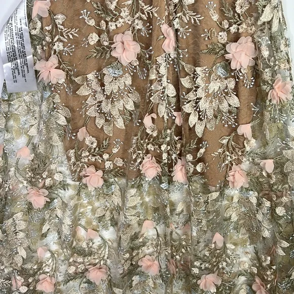 DRESS THE POPULATION NWT SIDNEY DEEP V NECK 3D LACE GOWN PINK FLORAL SZ S -  threedaughtersproperties.com